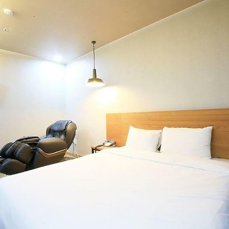 A7 Hotel Сувон Экстерьер фото