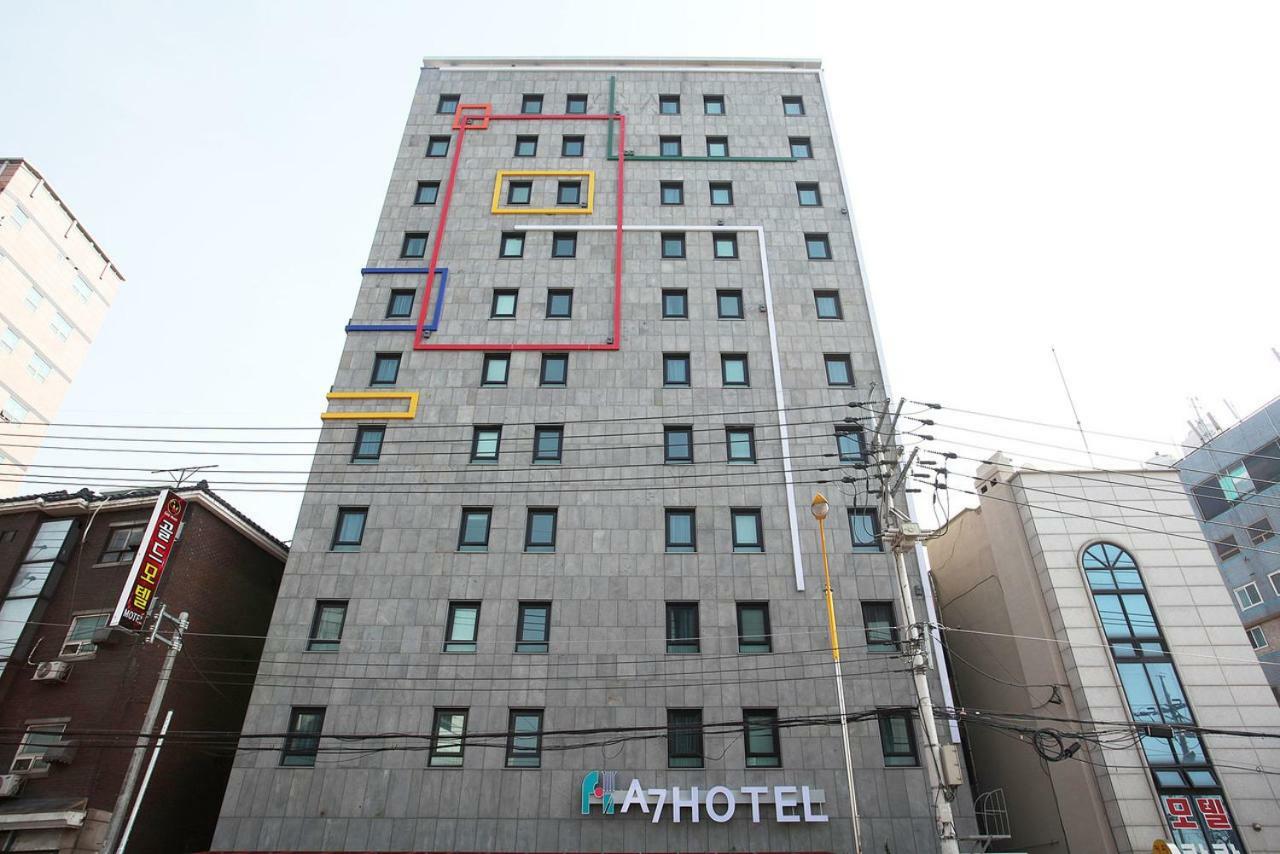 A7 Hotel Сувон Экстерьер фото
