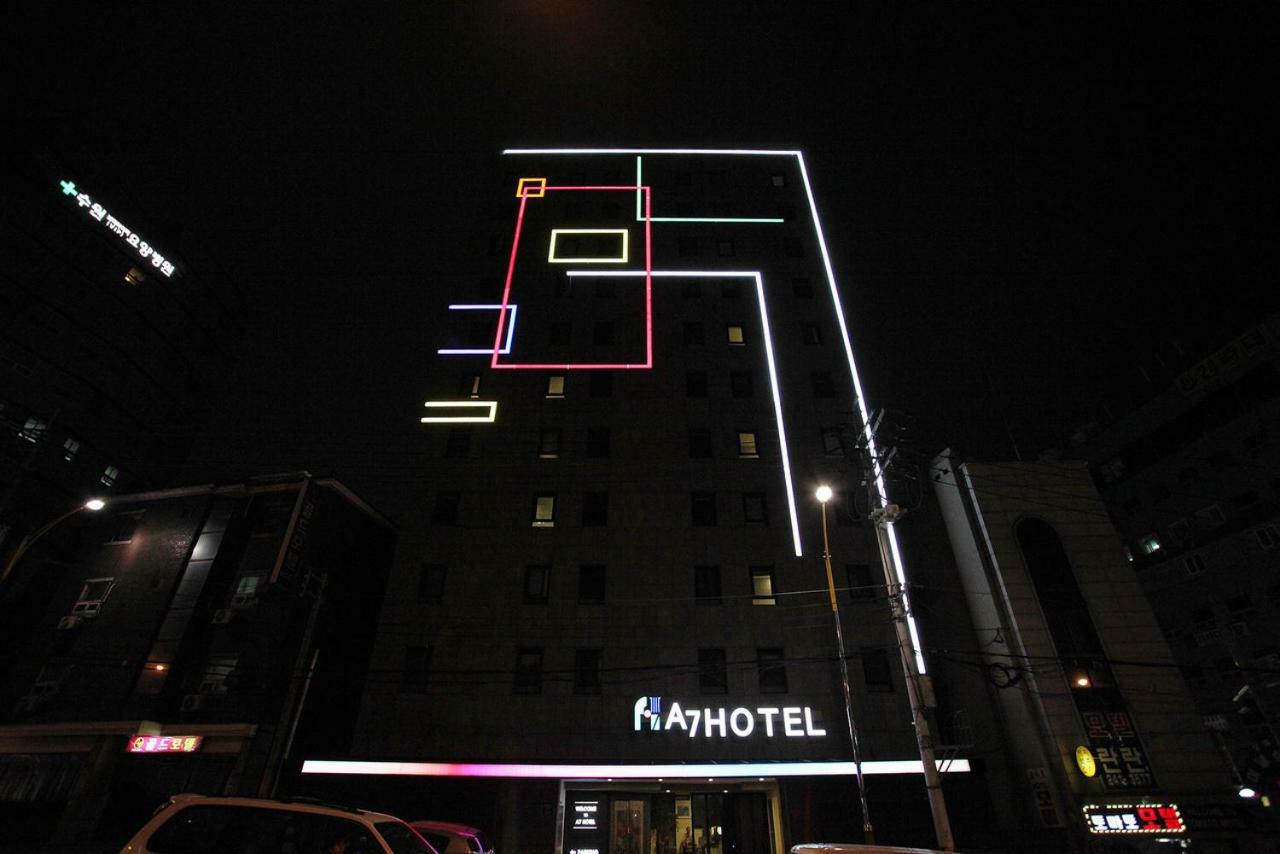 A7 Hotel Сувон Экстерьер фото