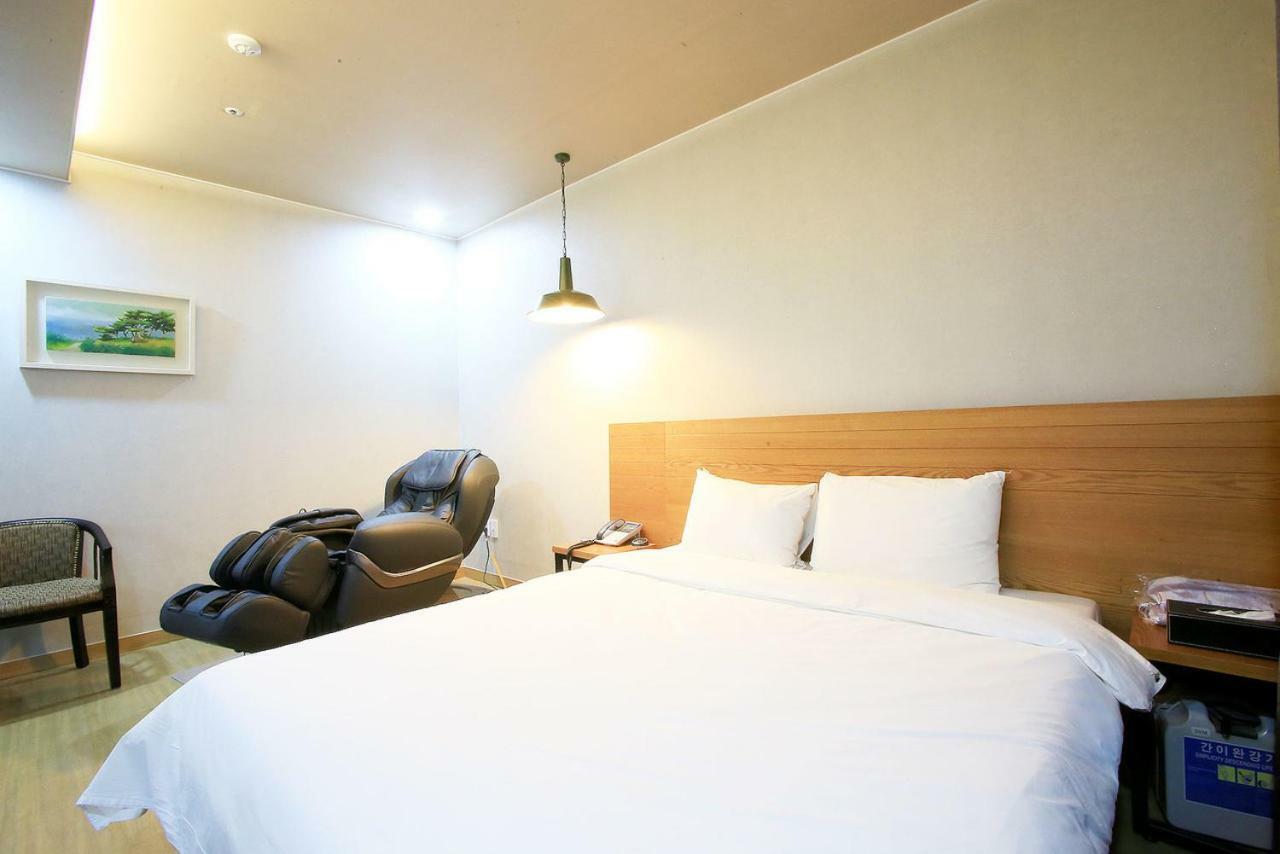 A7 Hotel Сувон Экстерьер фото